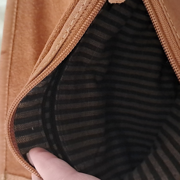 Hand Made American Indian Suede Leather Bag - Picture 5 of 9